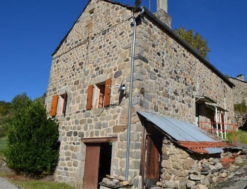 Maison de village à St Clément