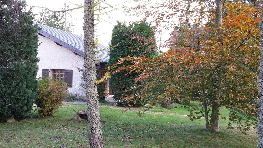 Maison sur belle parcelle de terrain proche du village du Chambon sur Lignon