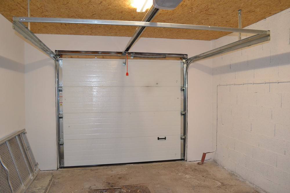 Maison avec garage à vendre au Mazet Saint Voy