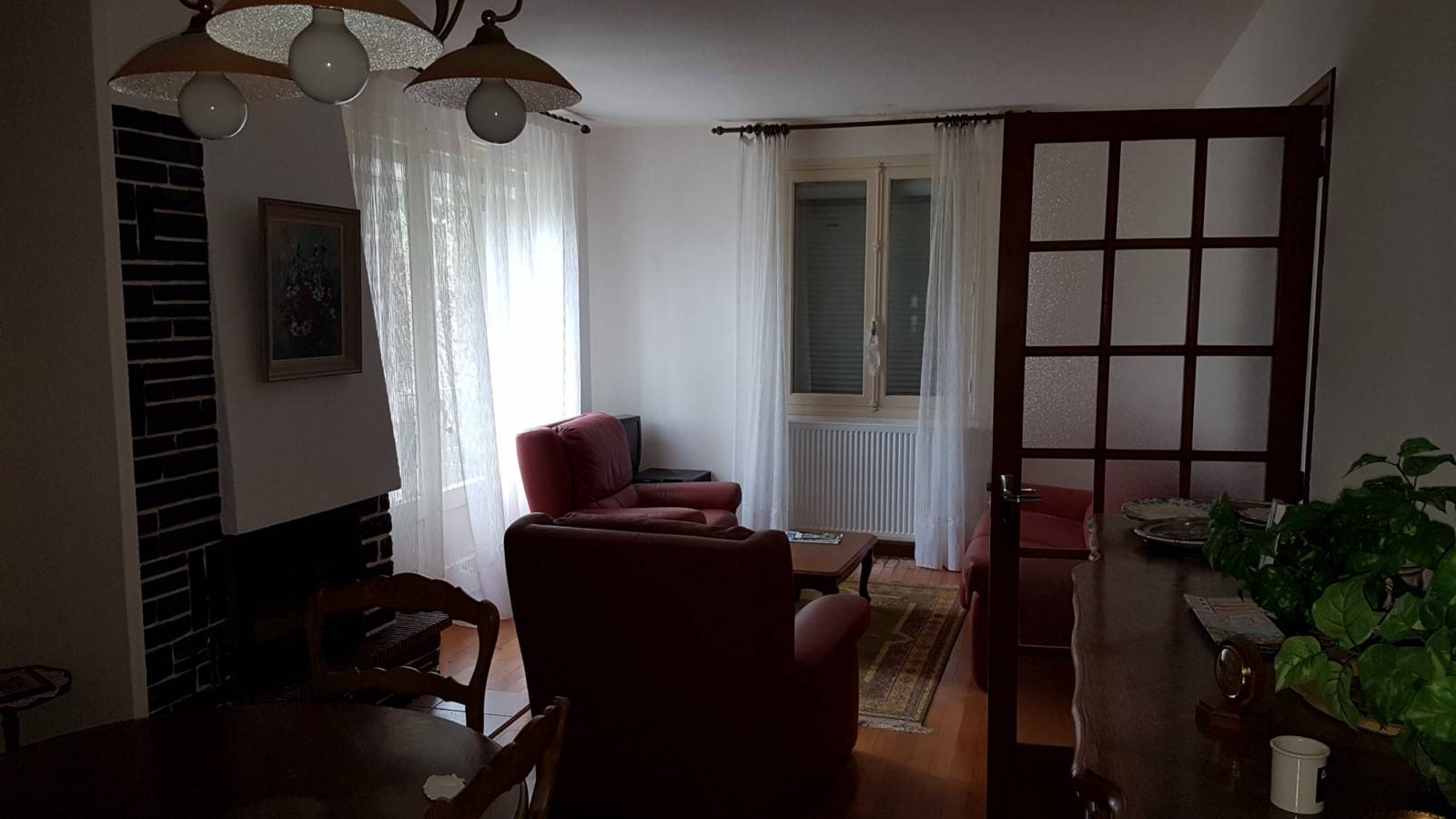 Proche du village, dans une impasse, jolie maison Chambonnaise