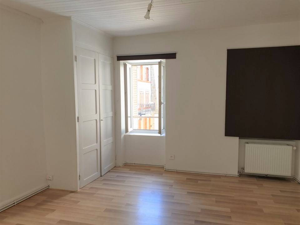 Appartement avec 2 chambres à louer saint agrève