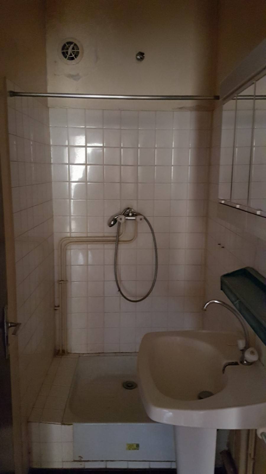 Appartement avec commerce à vendre