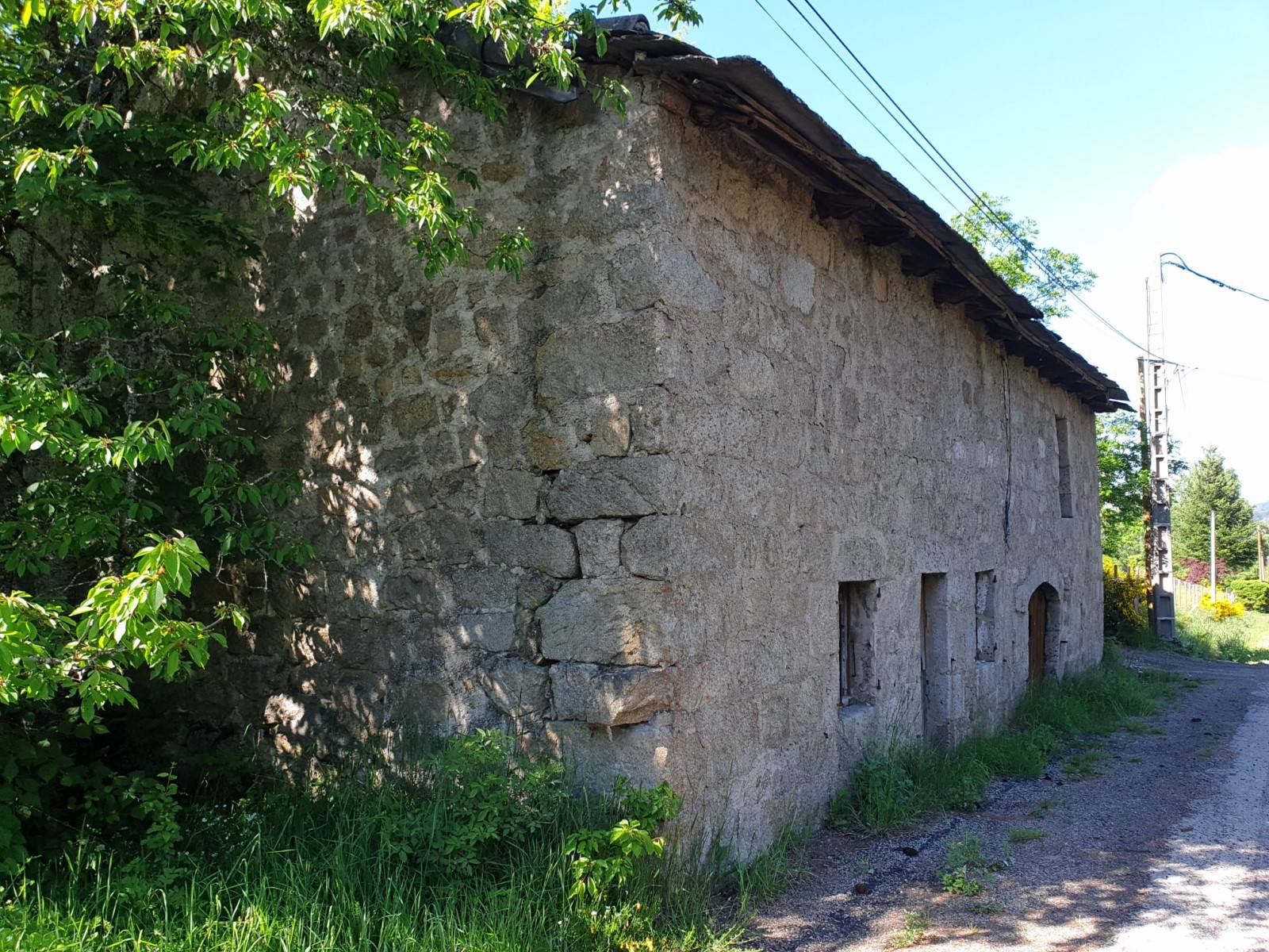 Ferme à rénover, secteur Tence