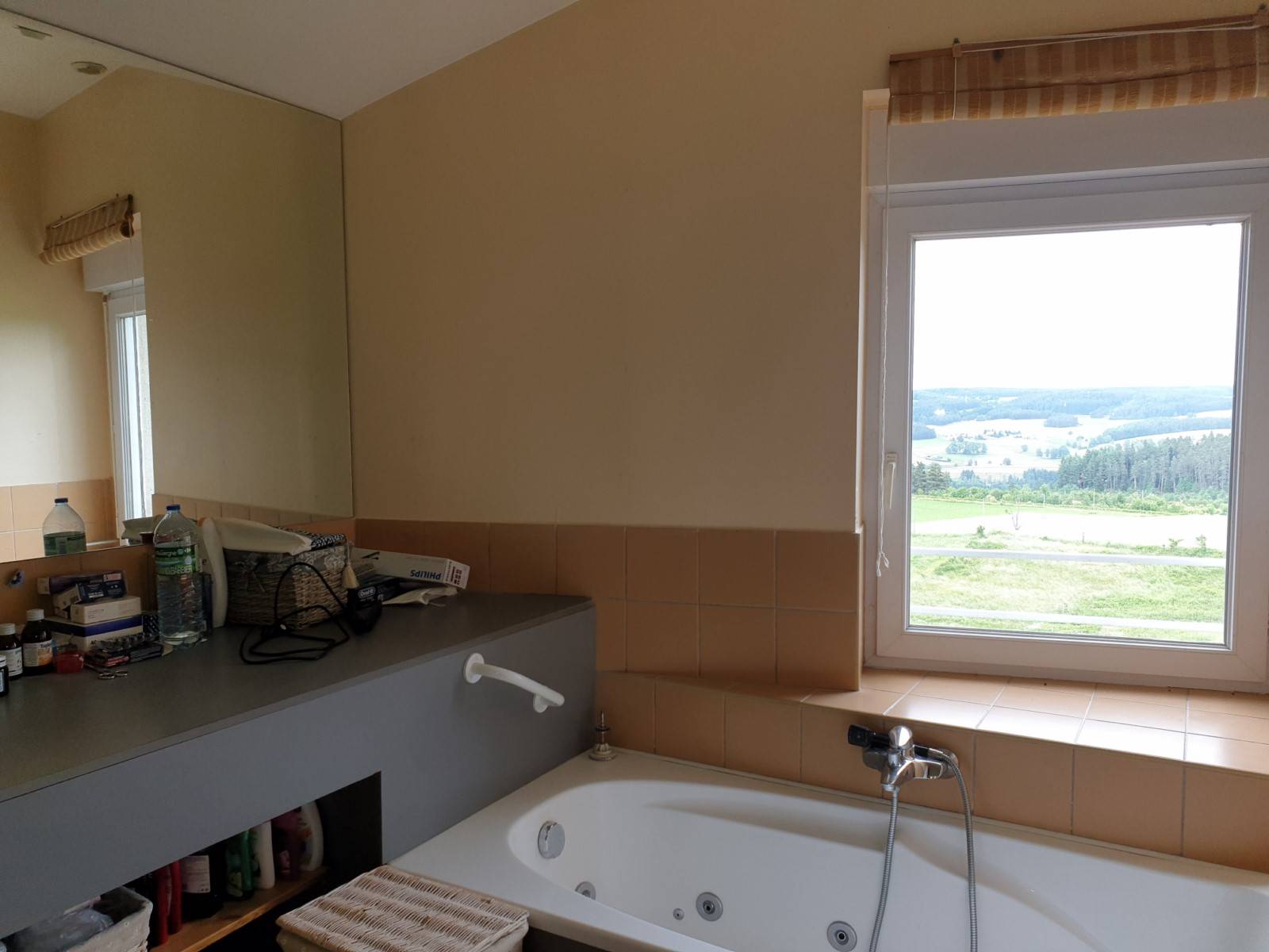 Maison  en pierres dans la campagne de Dunières