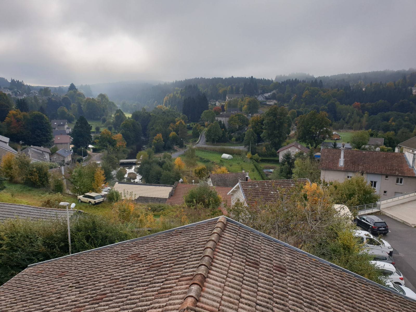 Appartement T2 meublé au 2ème étage au centre du village du Chambon sur Lignon