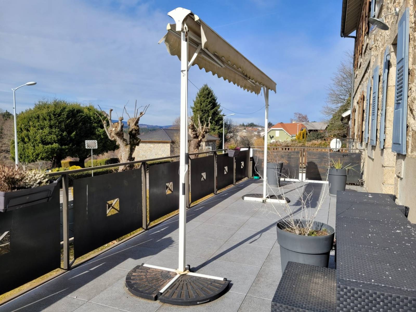 Appartement T2 Le Chambon sur Lignon Terrasse. Expo sud. Vue