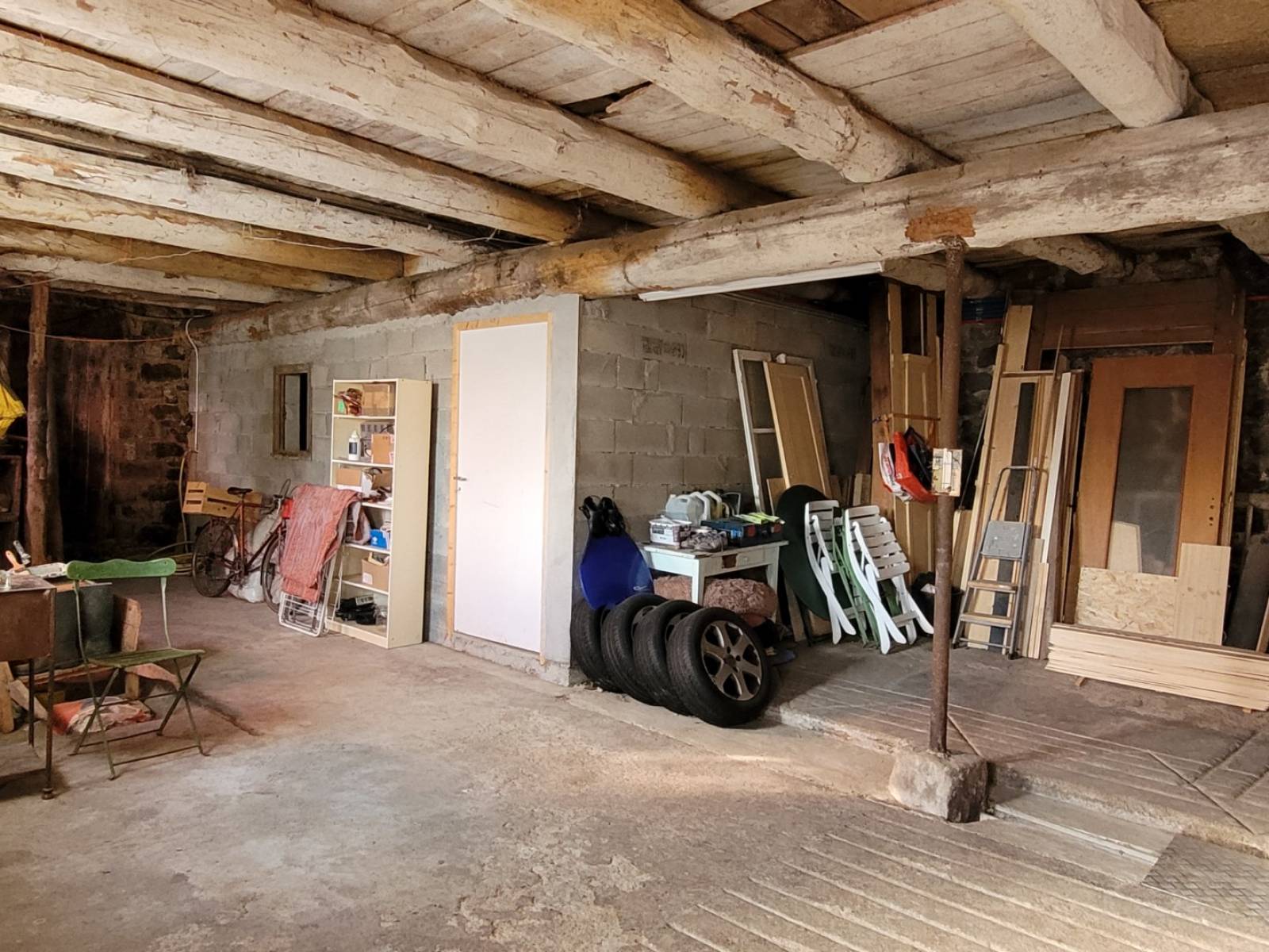 Ferme dans un hameau isolé à Mars