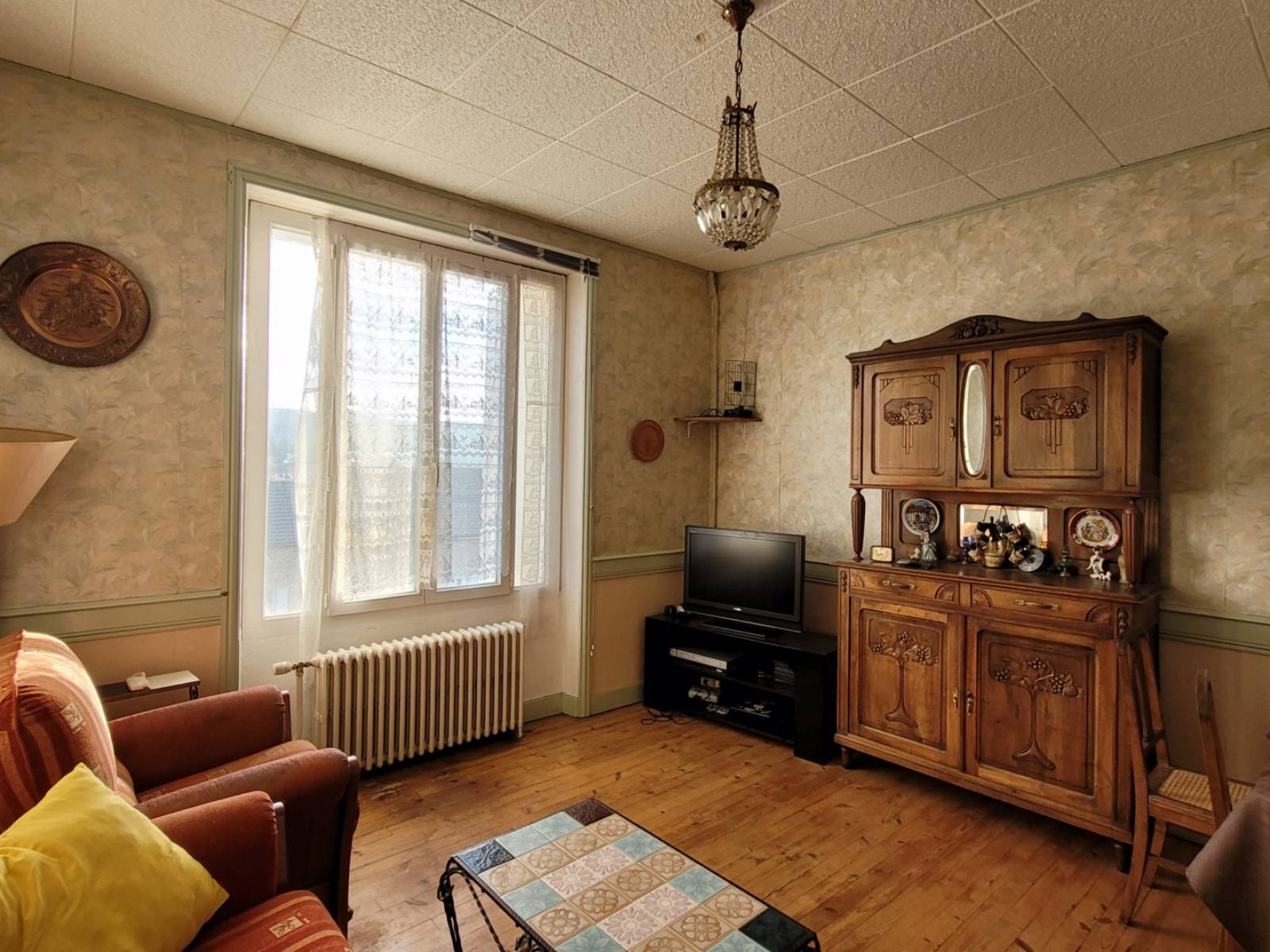 Maison proche du centre du village à renover au Chambon sur Lignon