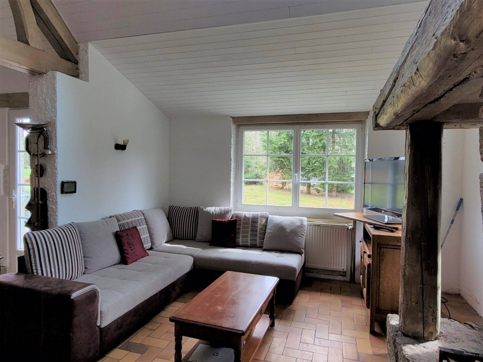 Maison dans hameau proche du centre du Chambon sur Lignon