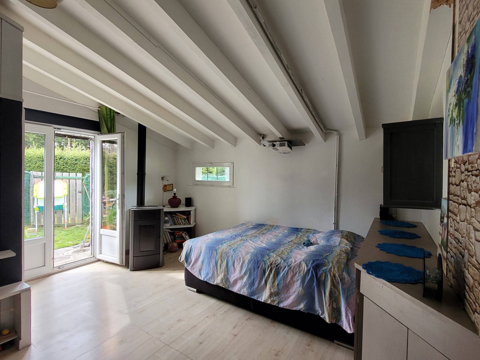 Maison dans hameau proche du centre du Chambon sur Lignon