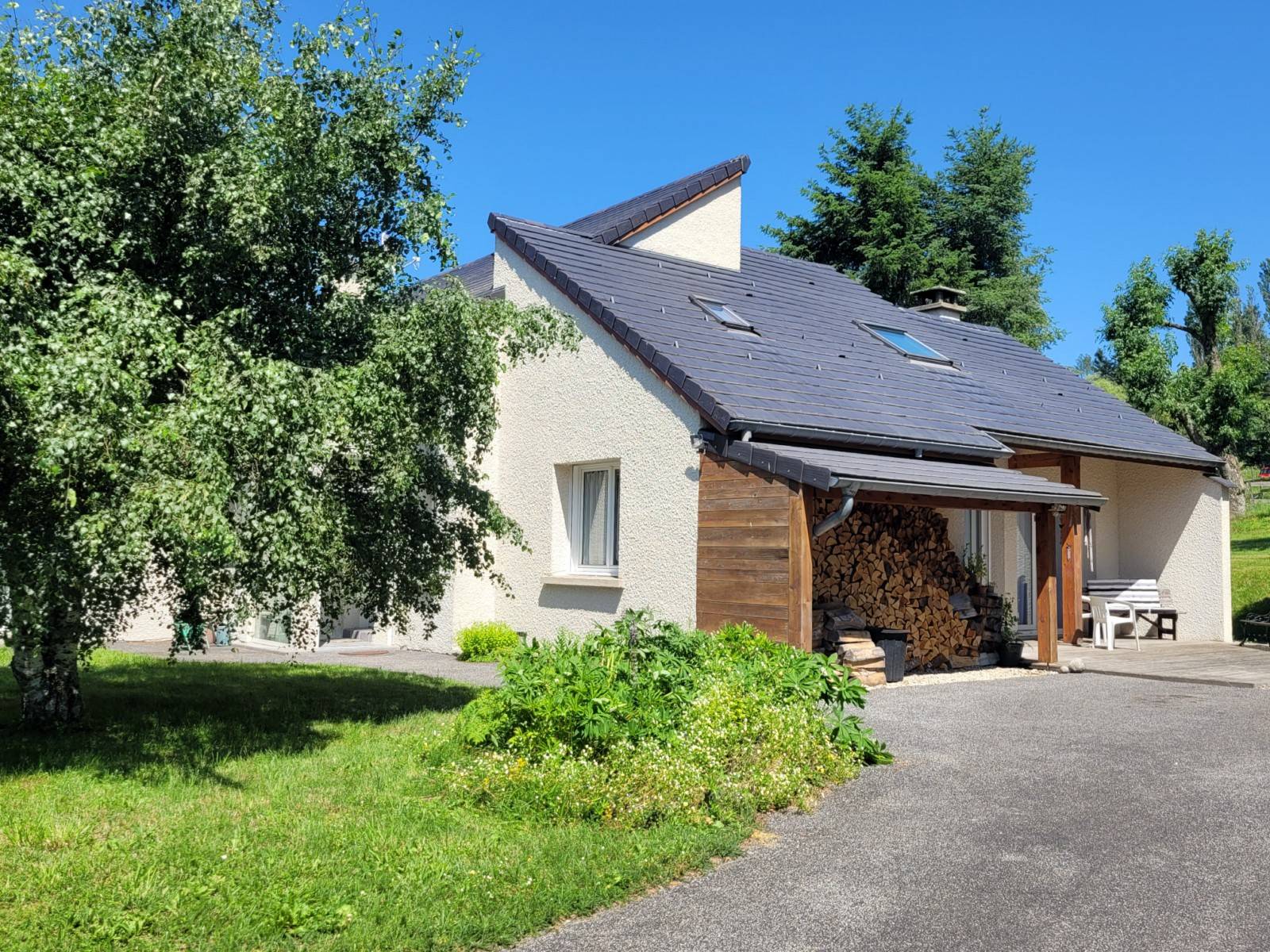 Villa sur une parcelle de 2000 m² au Mazet Saint Voy