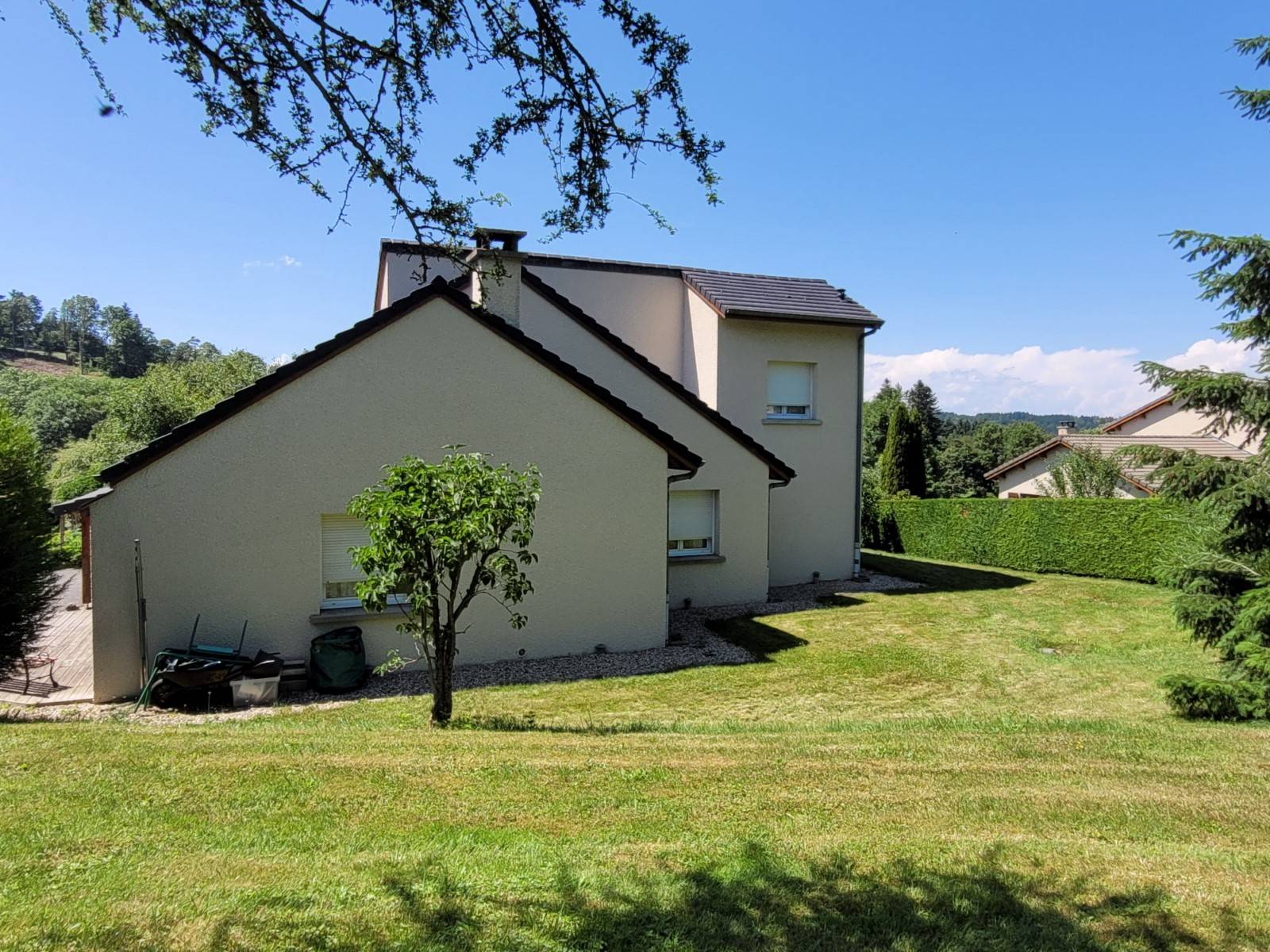 Villa sur une parcelle de 2000 m² au Mazet Saint Voy