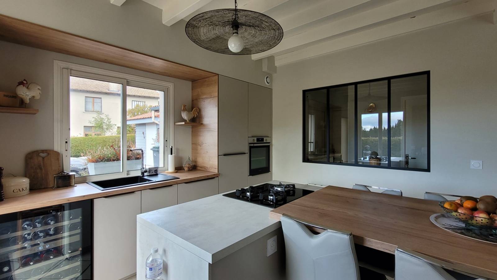 Maison de plain pied avec garage et jardin à Raucoules