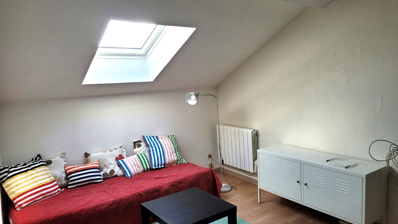 Petit T2 meublé au centre du village du Chambon sur Lignon