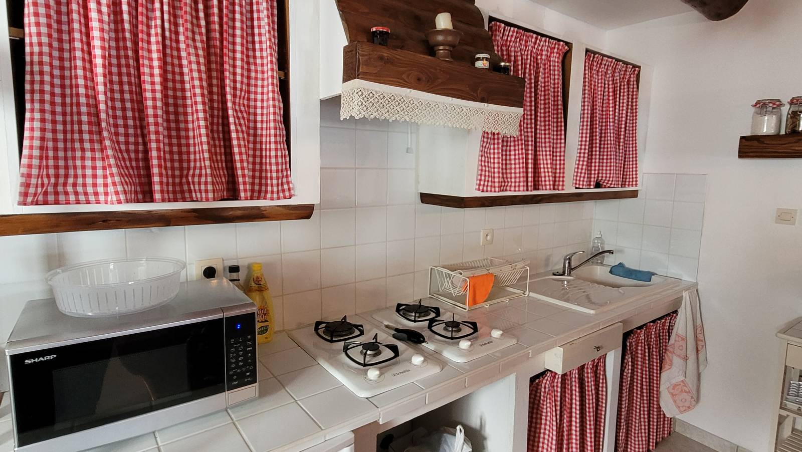 Propriété avec gite dans un hameau à Mars