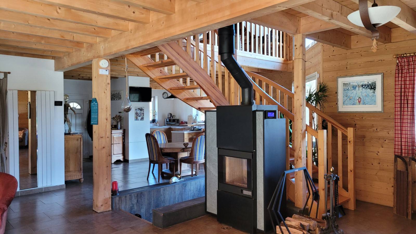 Maison ossature bois de 2008 sur plus d'1Ha de terrain