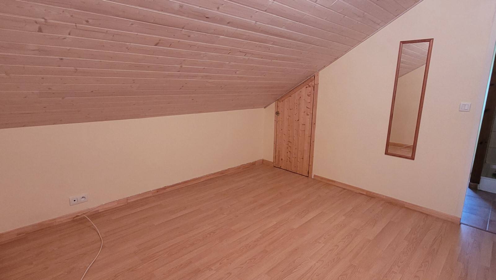 Villa de 2005 dans un hameau en campagne de Saint Jeures