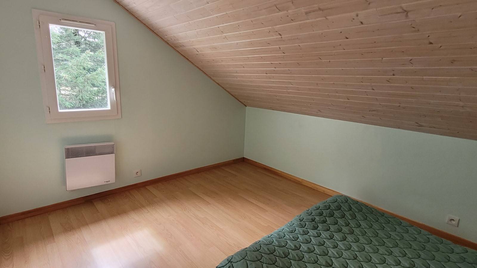 Villa de 2005 dans un hameau en campagne de Saint Jeures