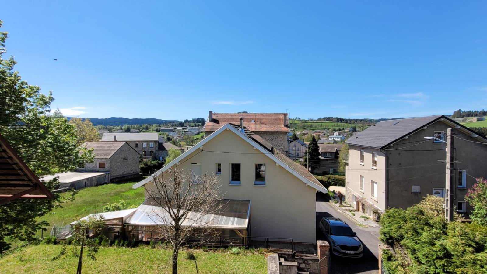 Maison de village proche du centre de Tence