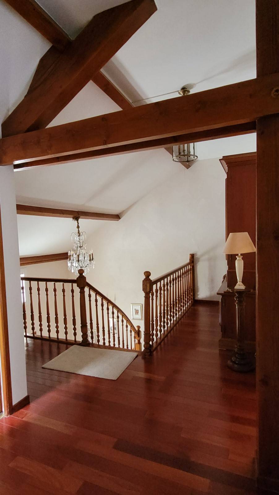 Maison à proximité du village avec de beaux volumes au Chambon sur Lignon