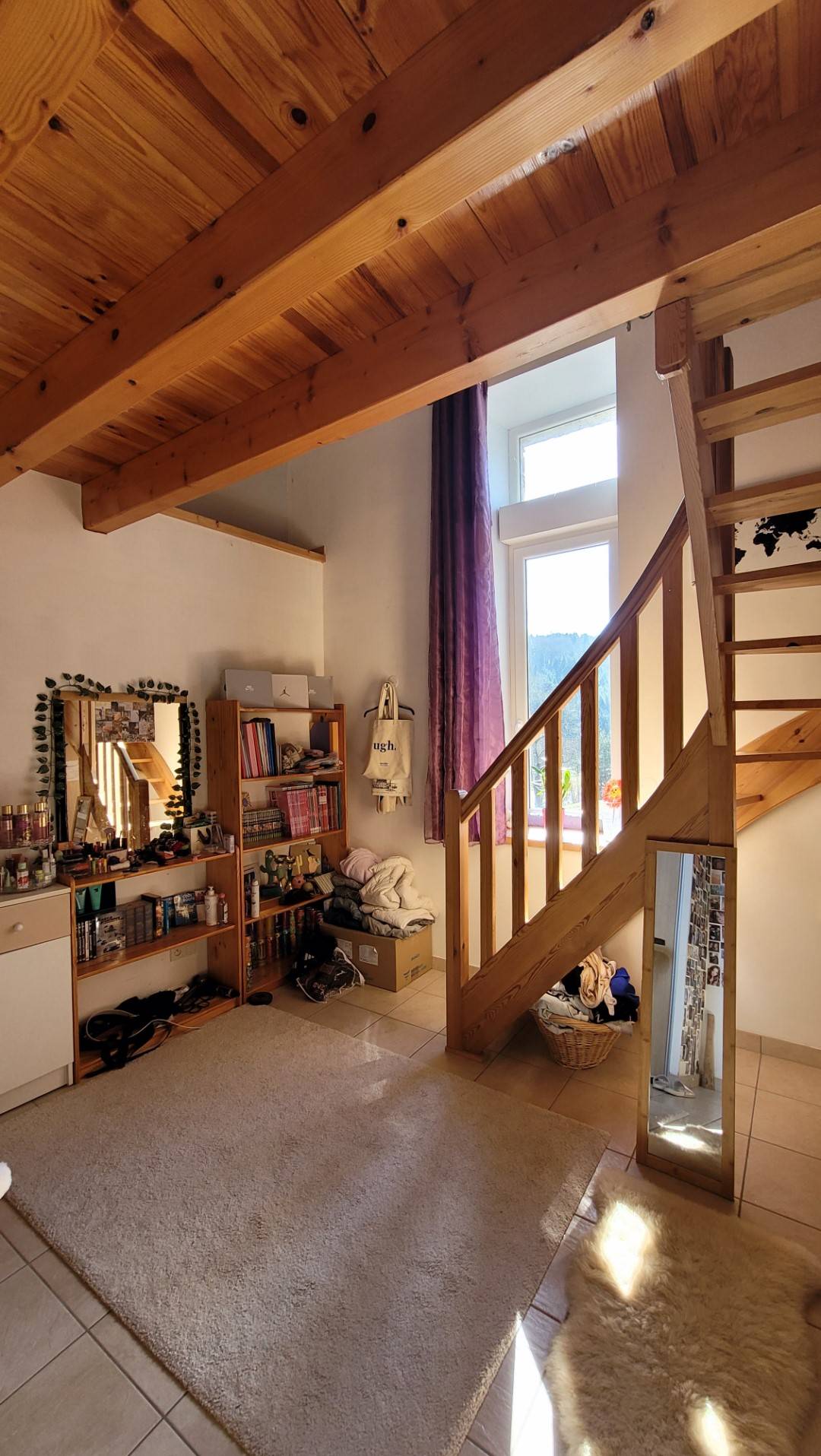 Propriété isolée sur plus de 5 000 m² de terrain à Tence