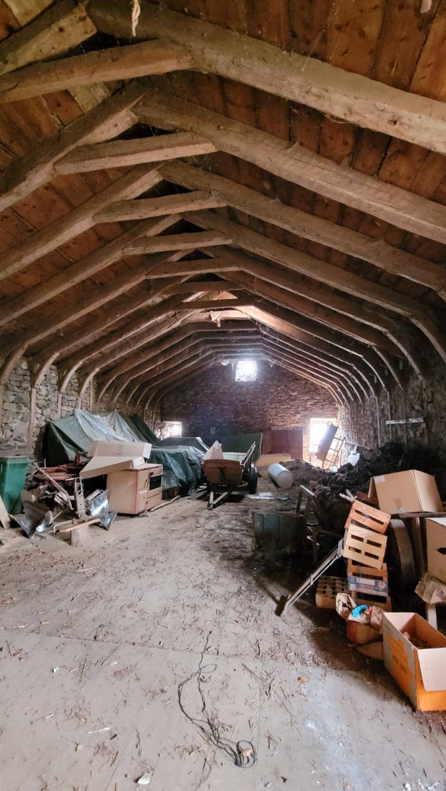 Ferme à rénover sur la commune du Mazet St Voy