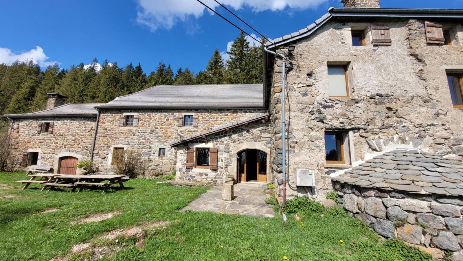 Ferme rénovée secteur Mézenc