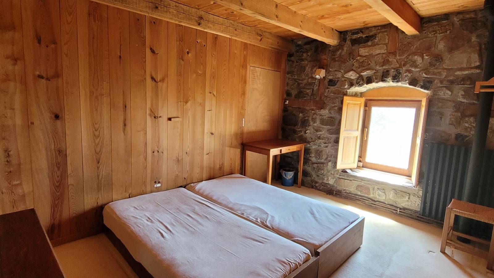 Ancienne ferme rénovée avec atelier St Front