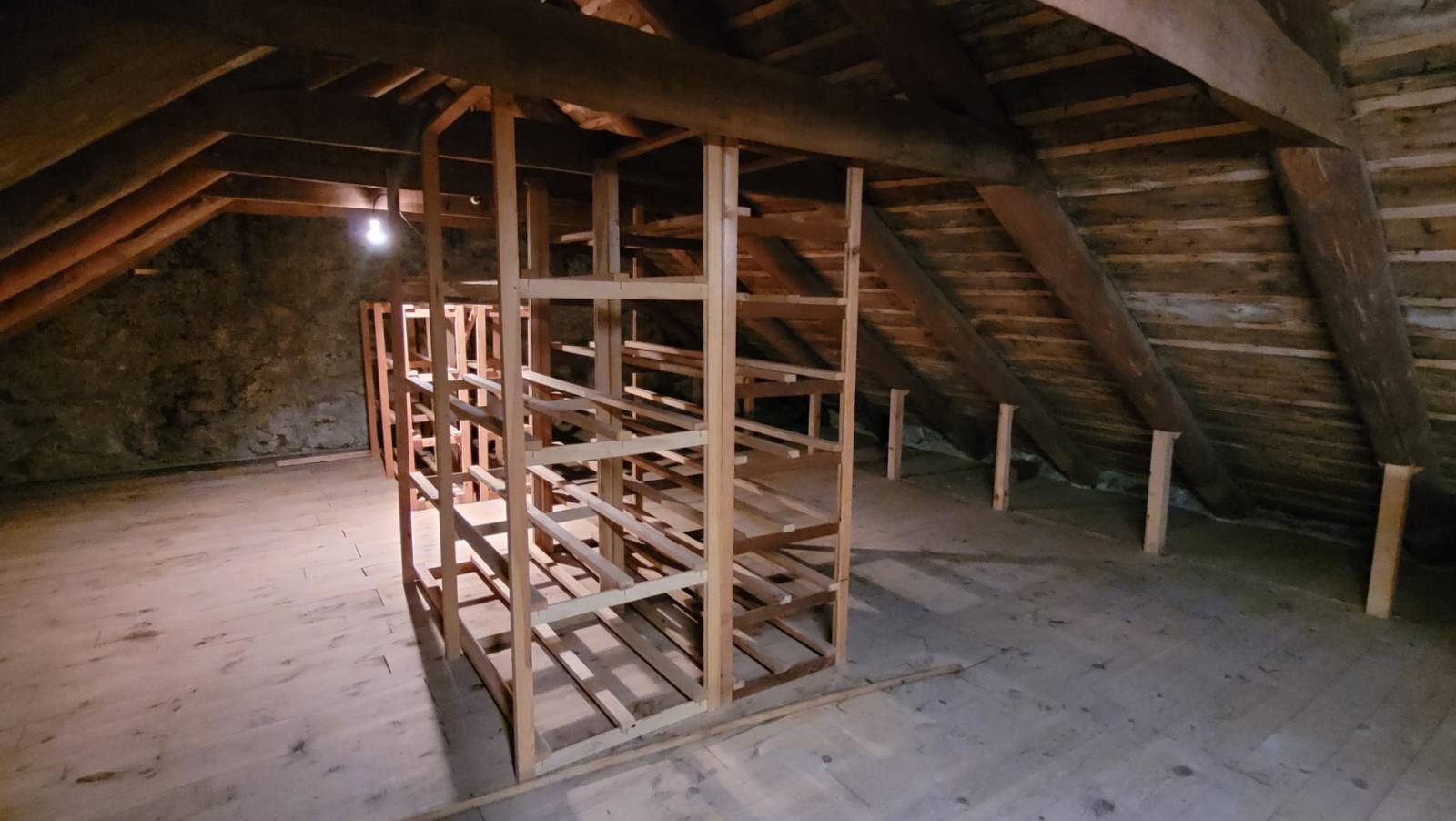 Ancienne ferme rénovée avec atelier St Front