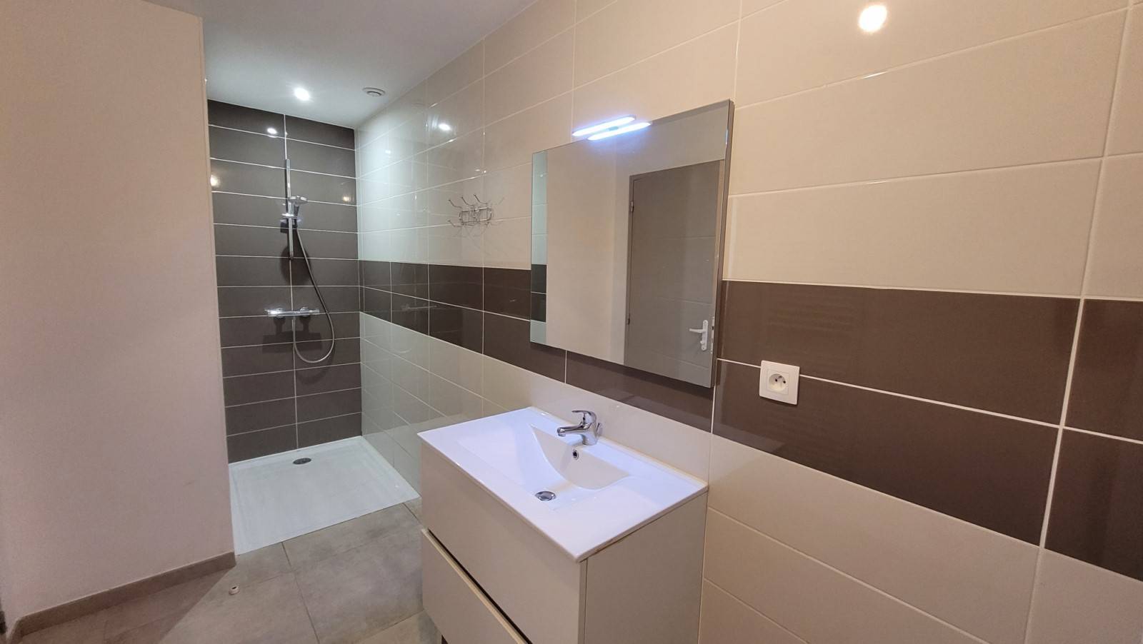 Location 3 chambres les Vastres