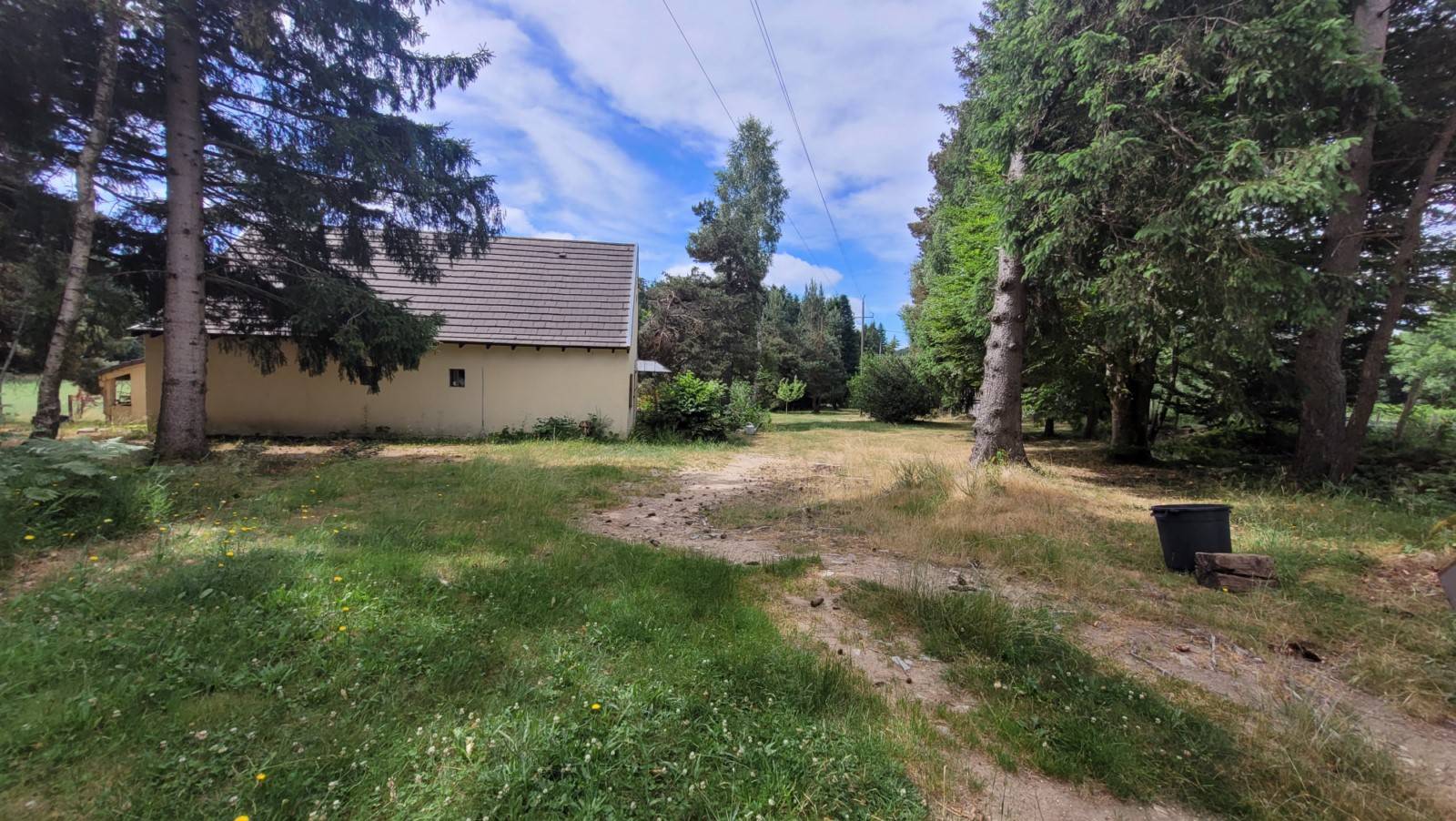 Maison T3 à Tence sur 3390 m² de terrain plat