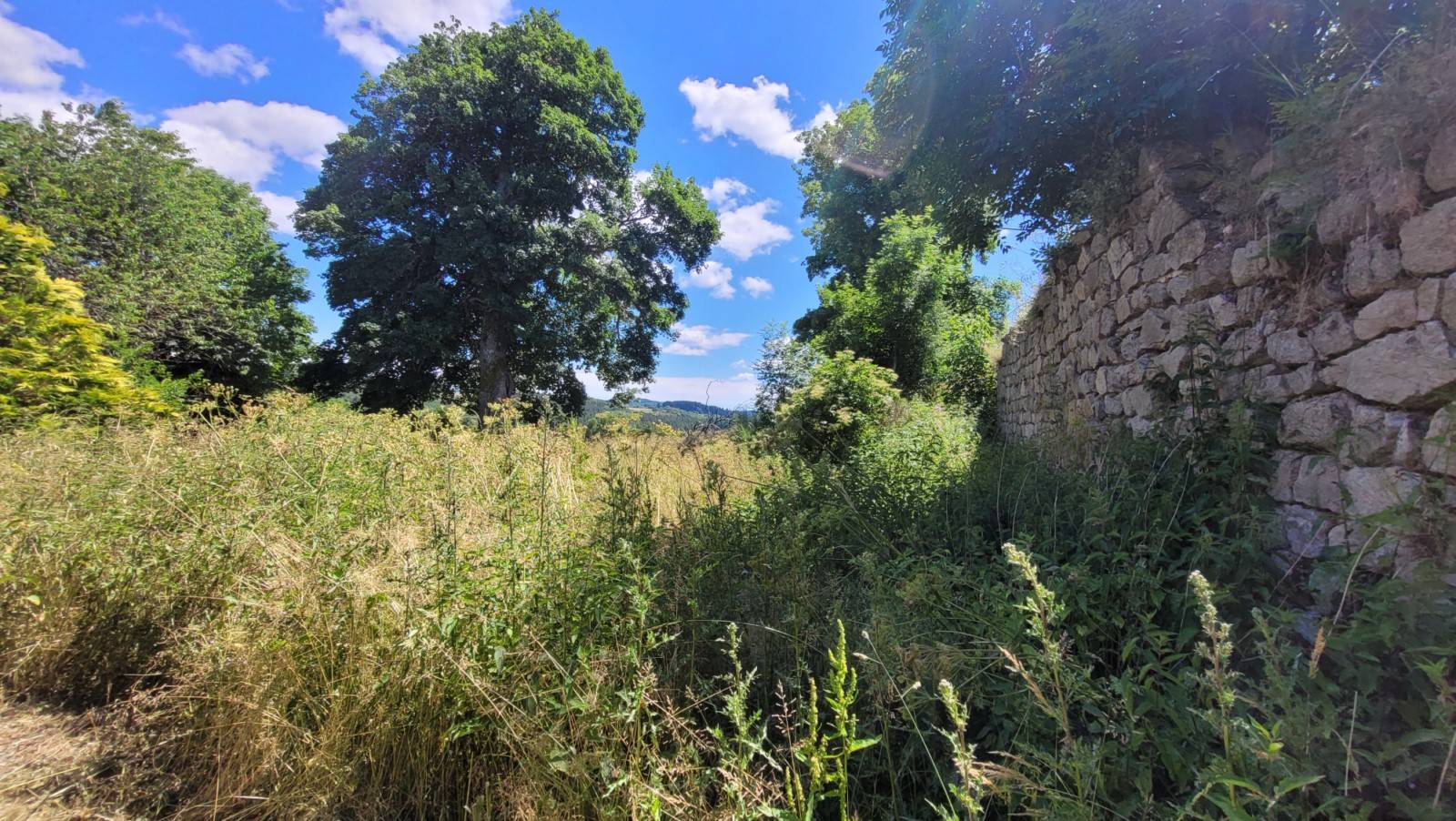Ancienne ferme à finir de rénover Mars