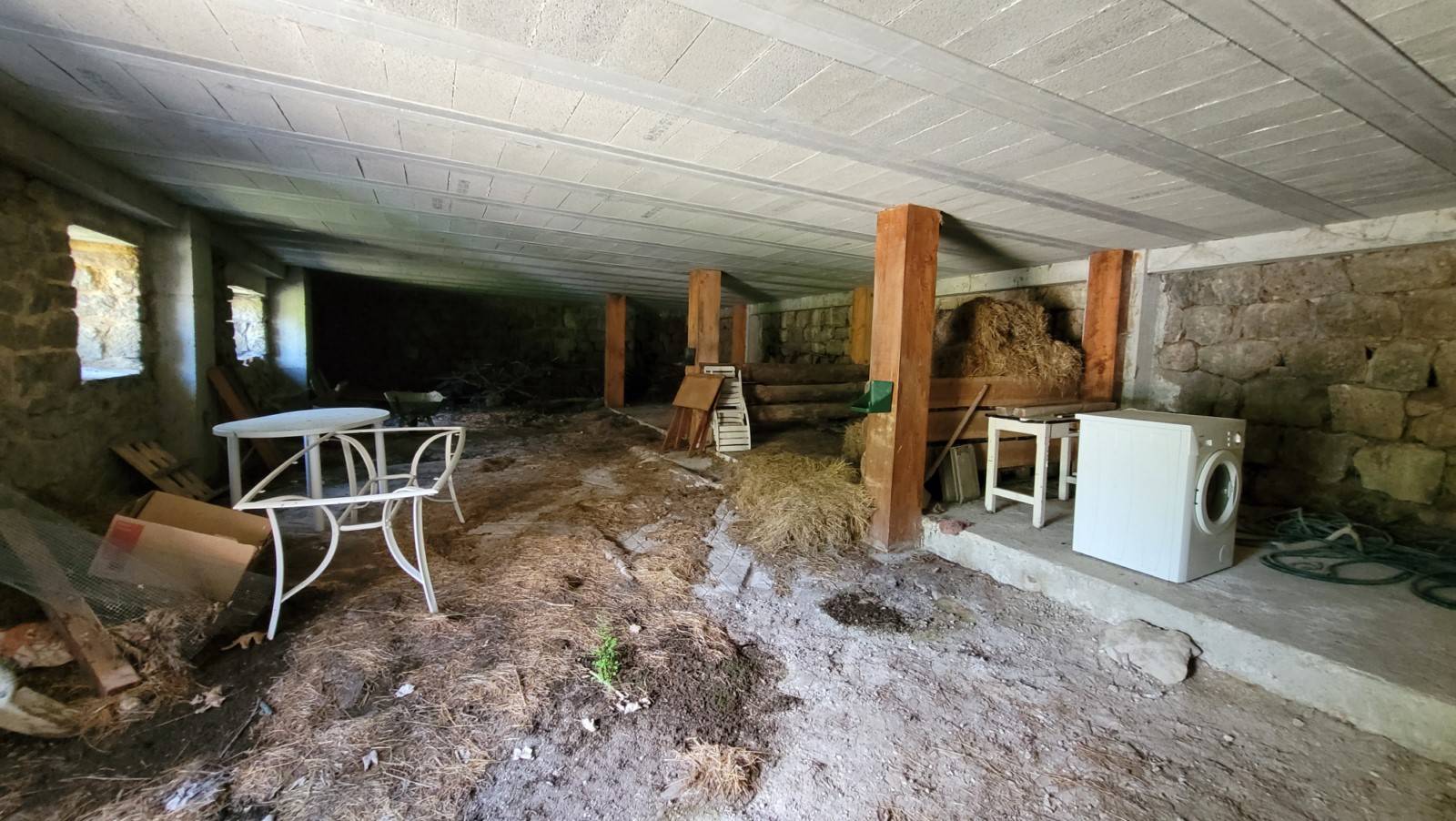 Ancienne ferme à finir de rénover Mars