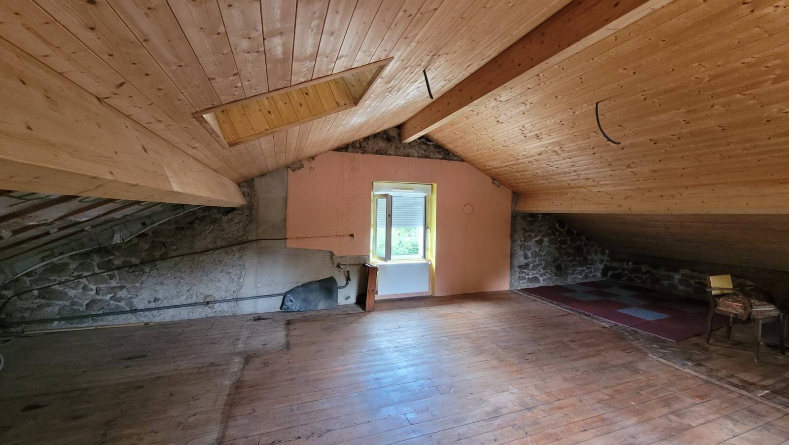 Maison mitoyenne T4 au Mazet St Voy