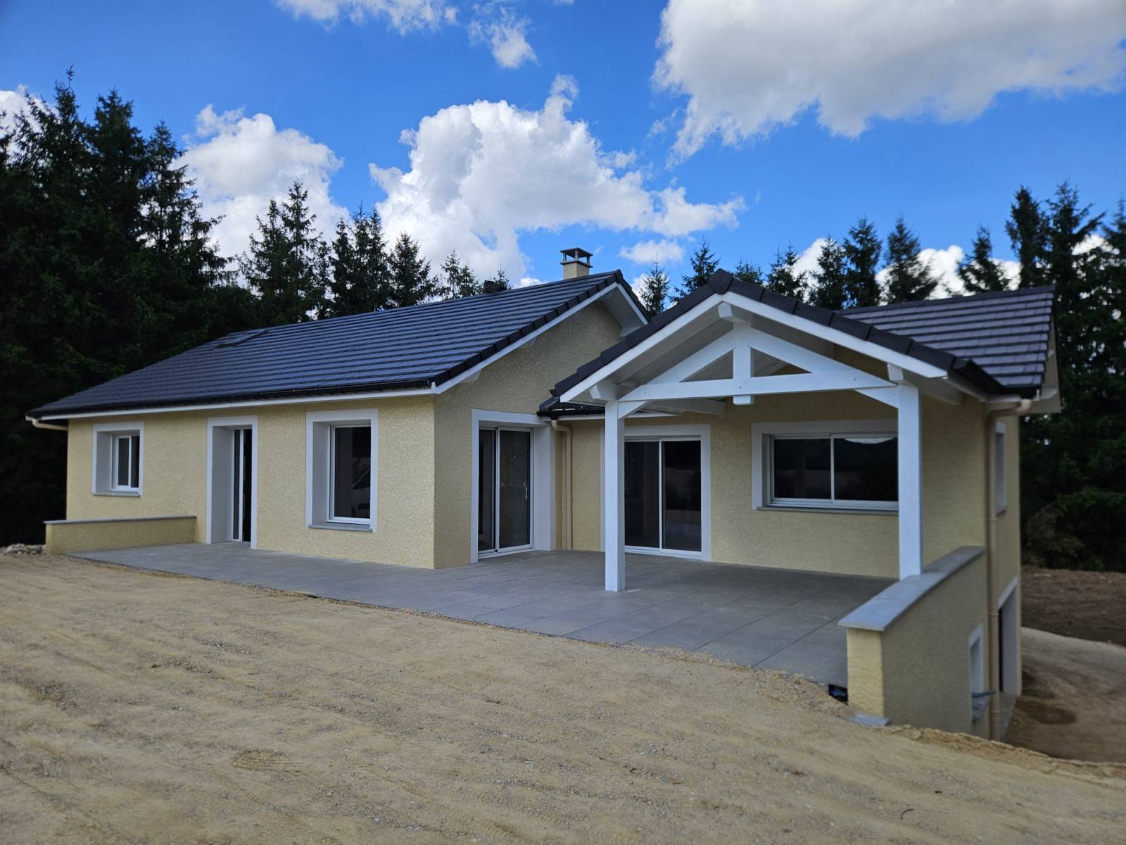 Maison contemporaine sur le secteur de Tence