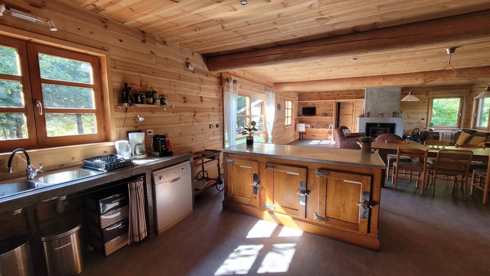 Maison ossature bois de 2007, proche village du Chambon sur Lignon, plain pied