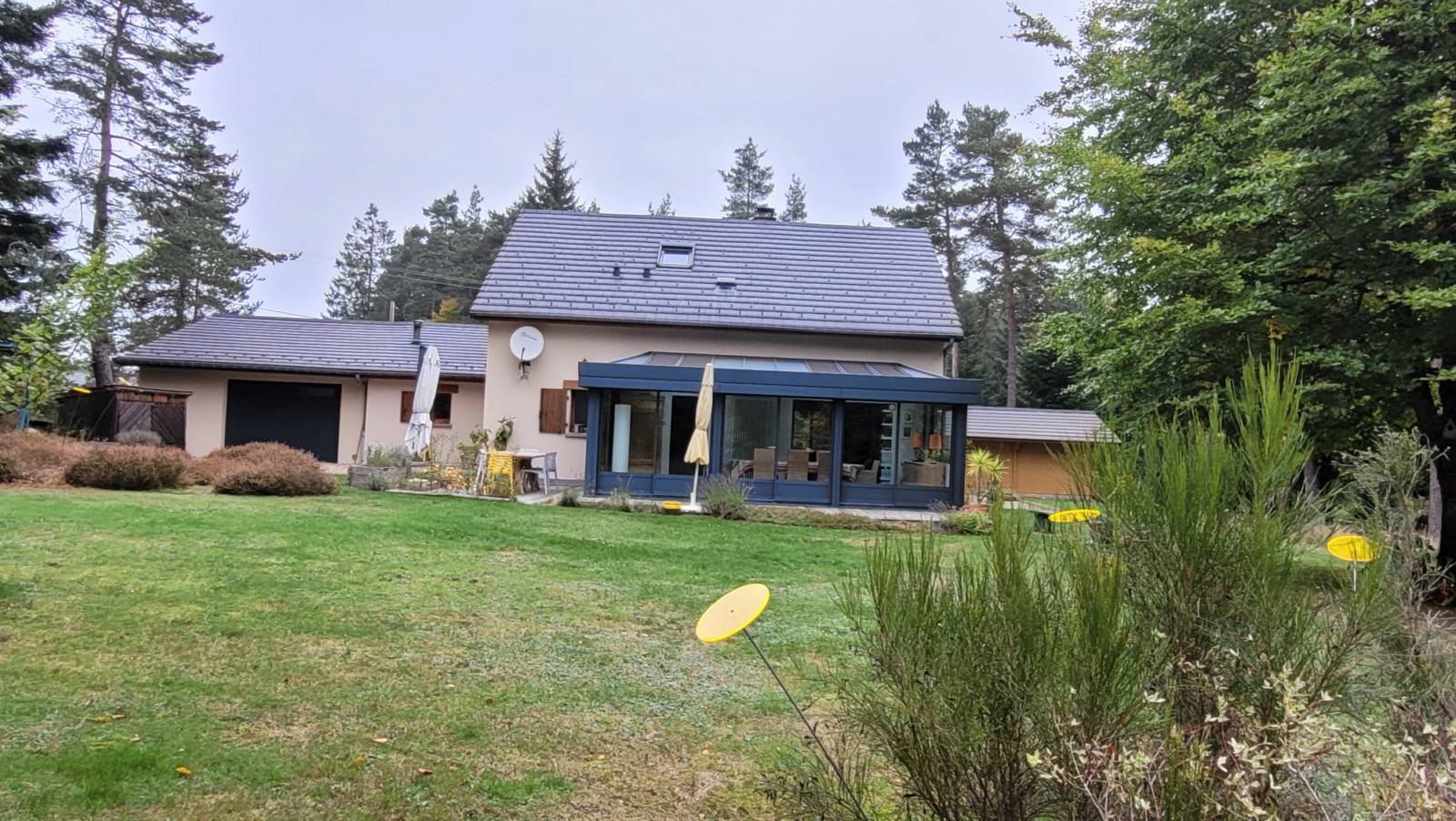 Maison de 2000 à l'orée du village du Chambon sur Lignon