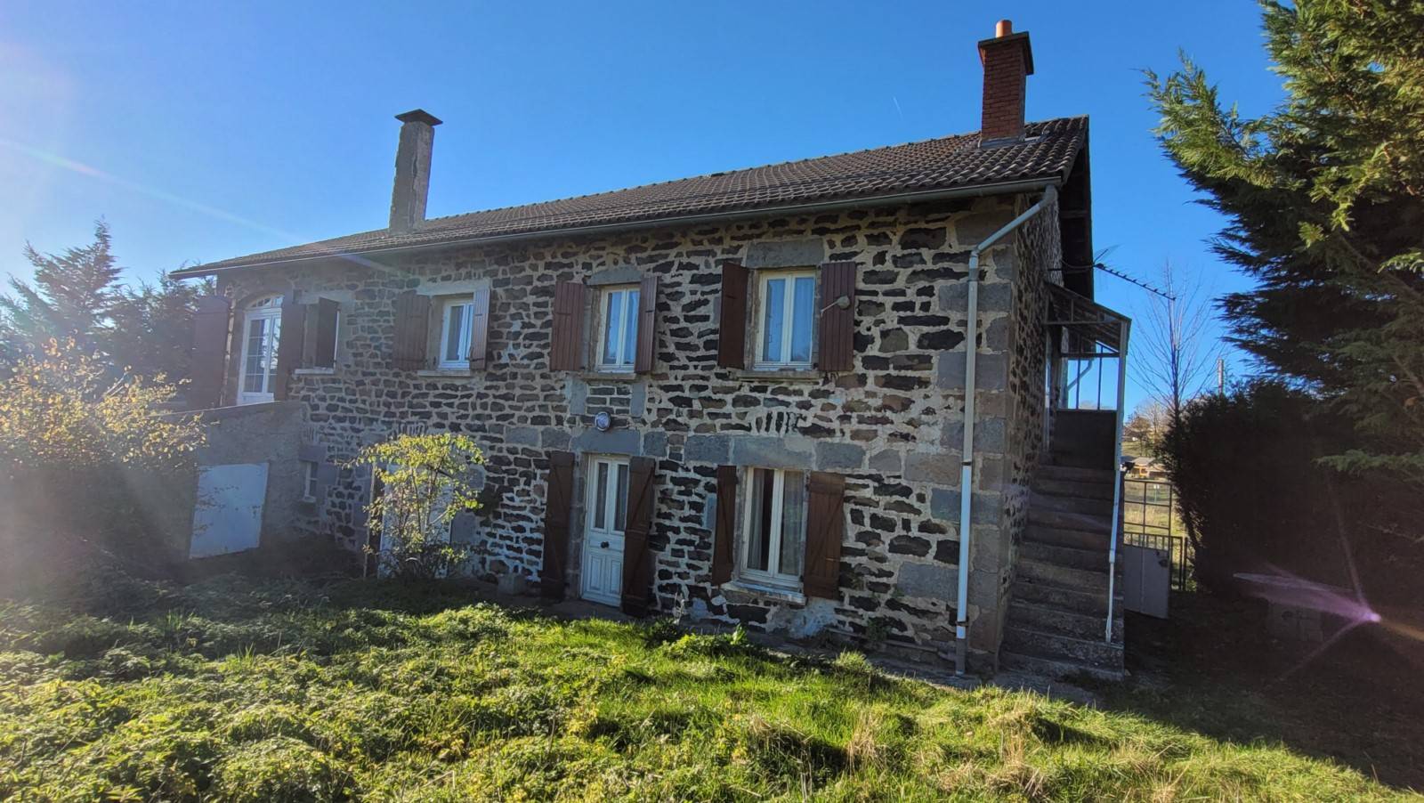 Maison en pierre à rénover sur la commune du Mazet st Voy