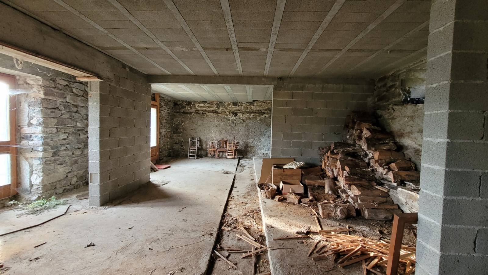 Ferme à rénover commune d'Araules