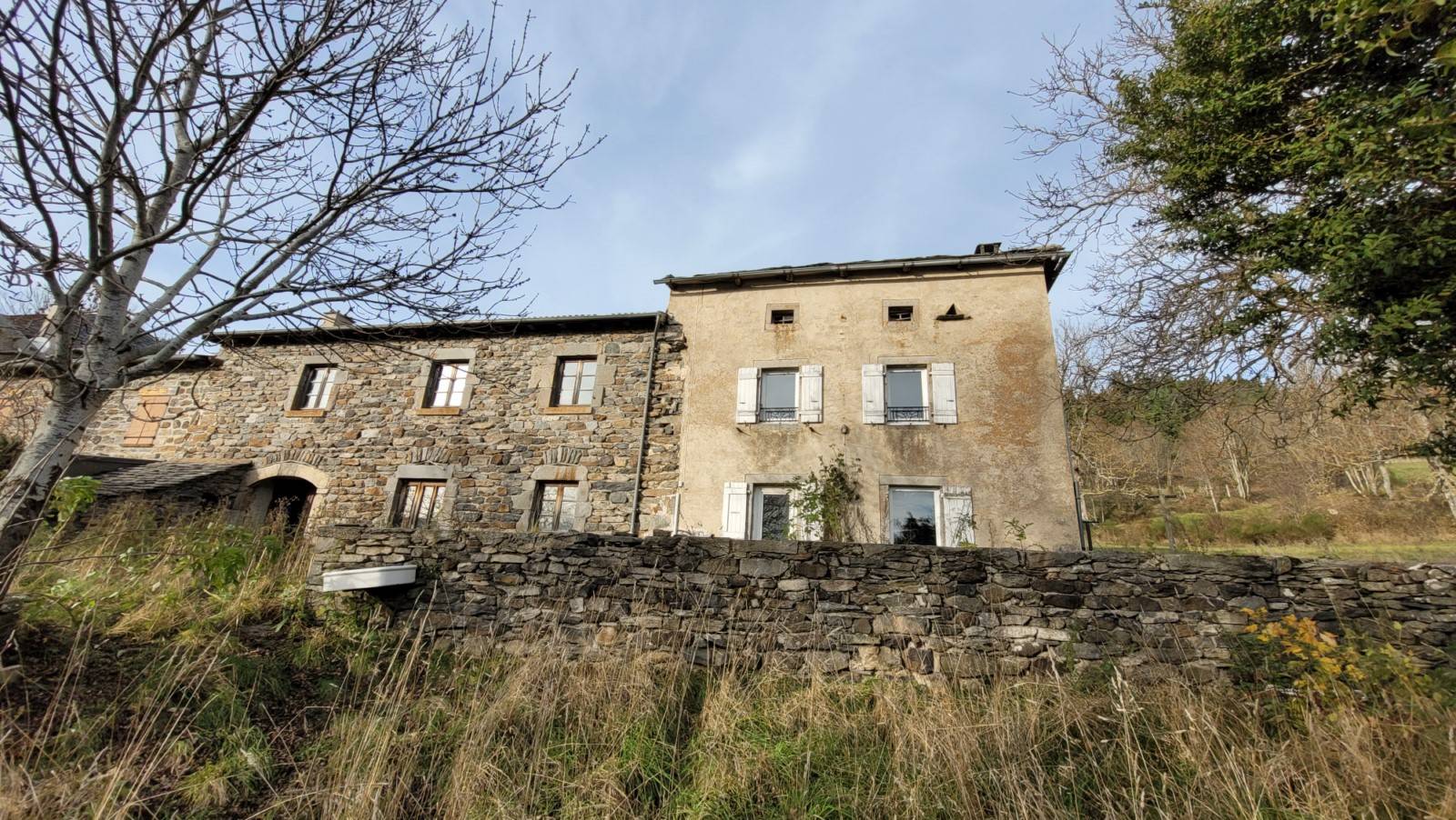 Ferme à rénover commune d'Araules