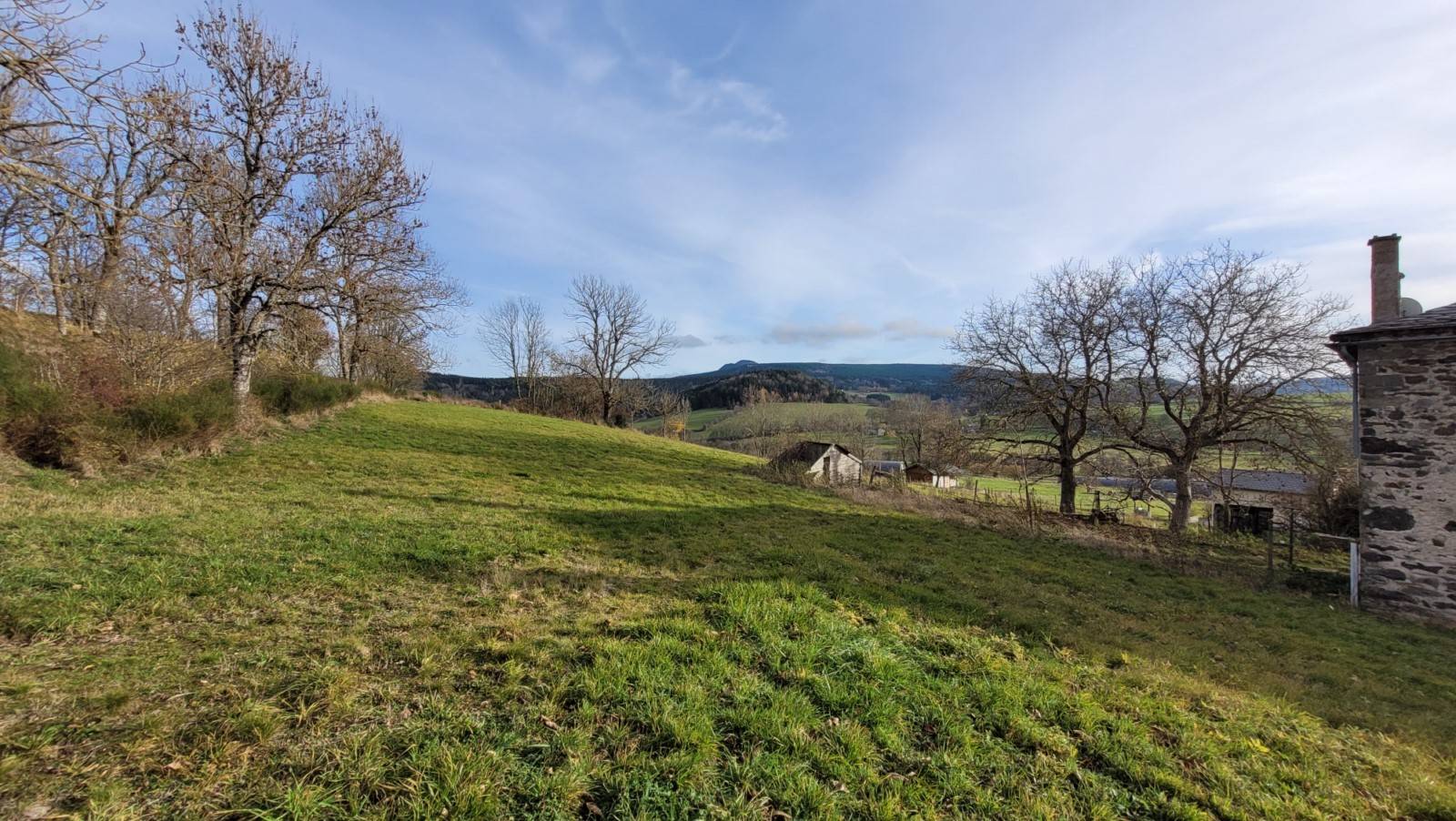 Ferme à rénover commune d'Araules