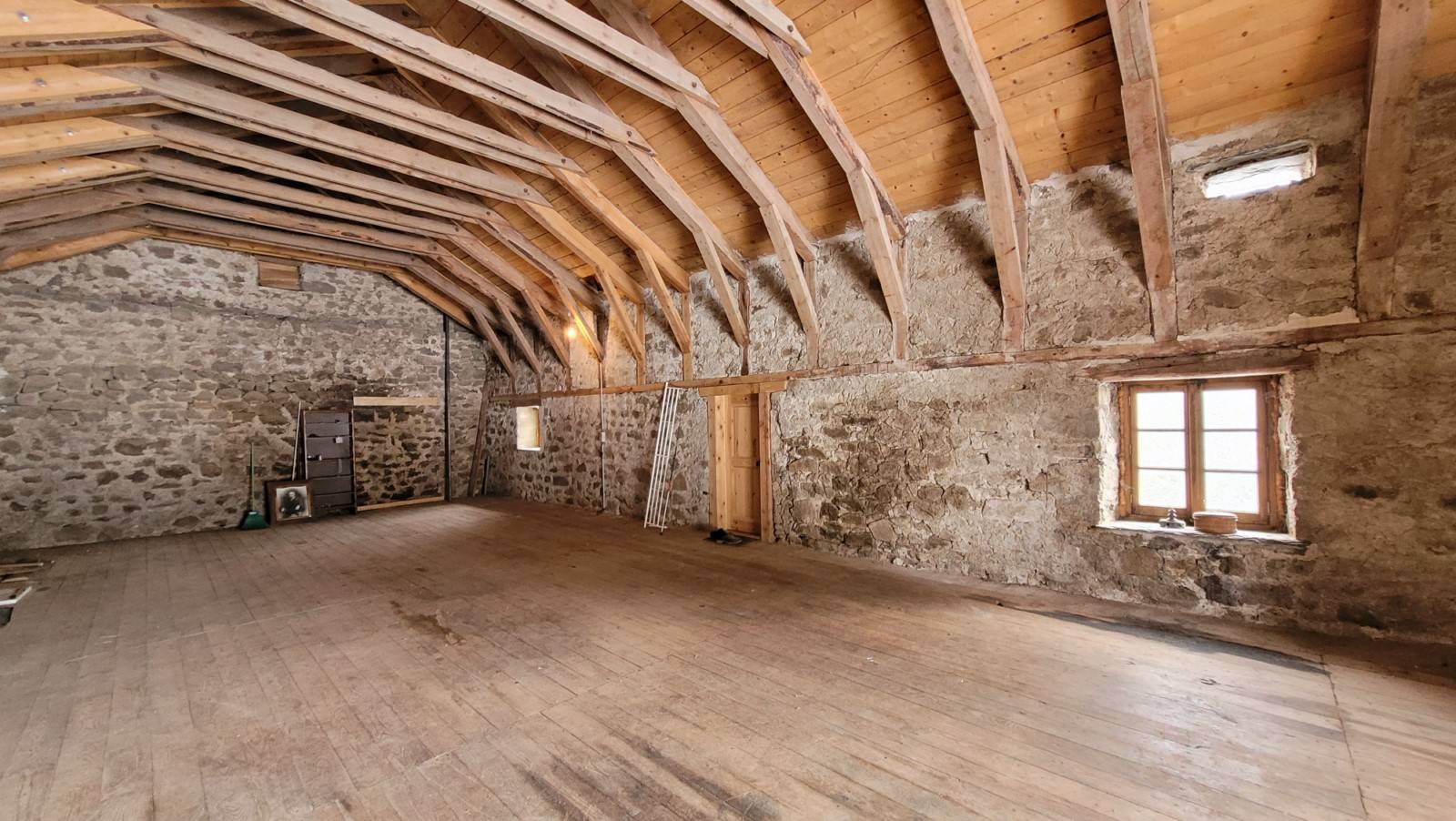 Ferme sur 19Ha à Mars