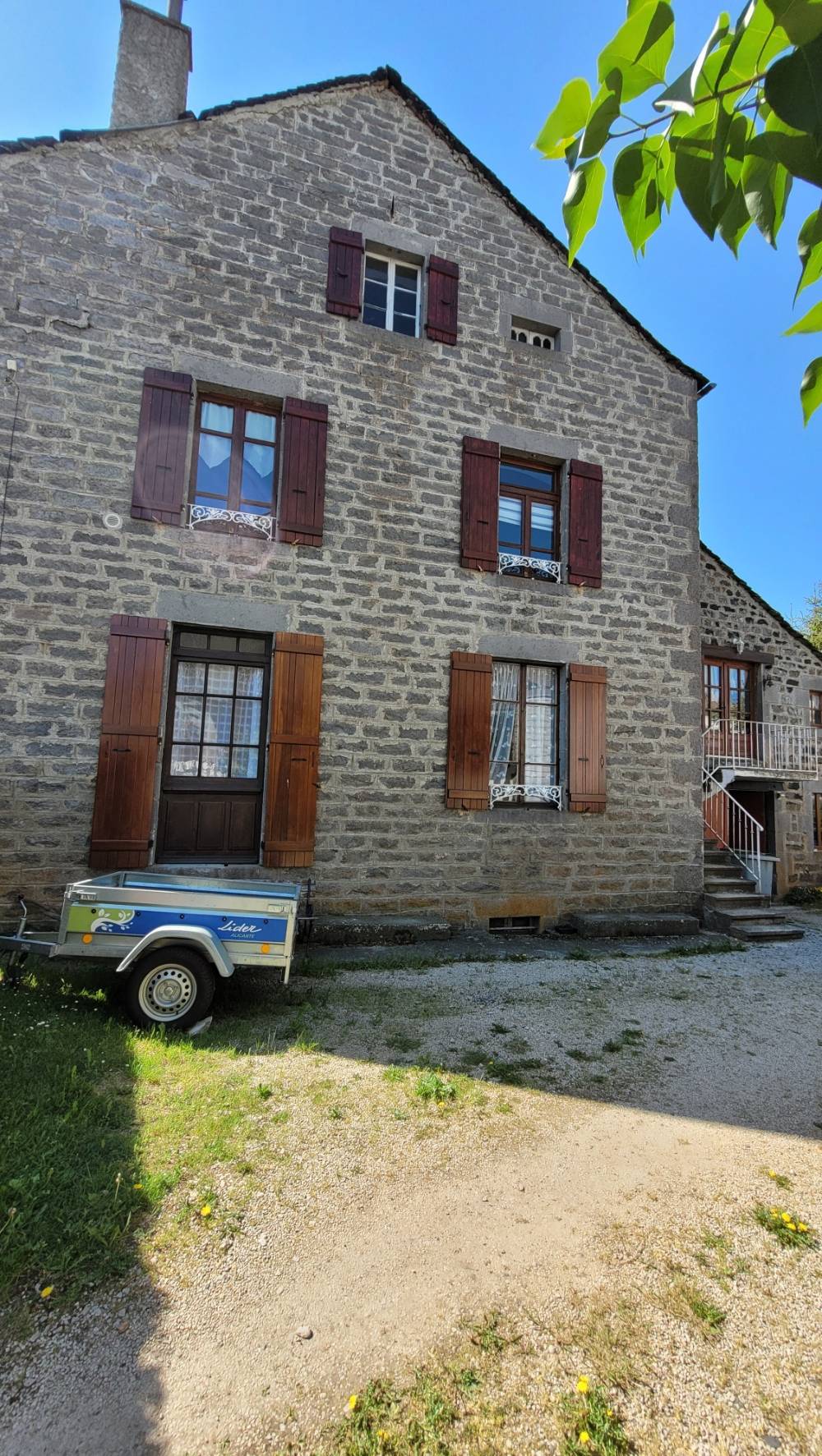 Maison de centre village au Mazet st Voy