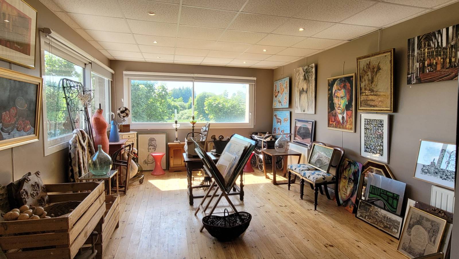 Maison avec local commercial et appartement Saint Agrève