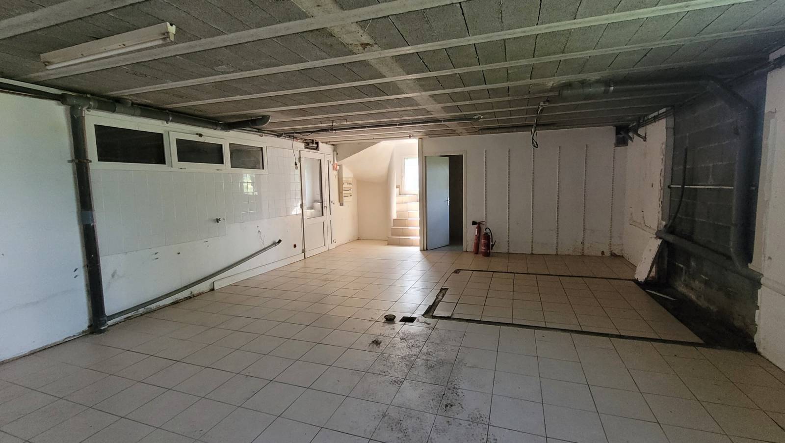 Maison avec local commercial et appartement Saint Agrève
