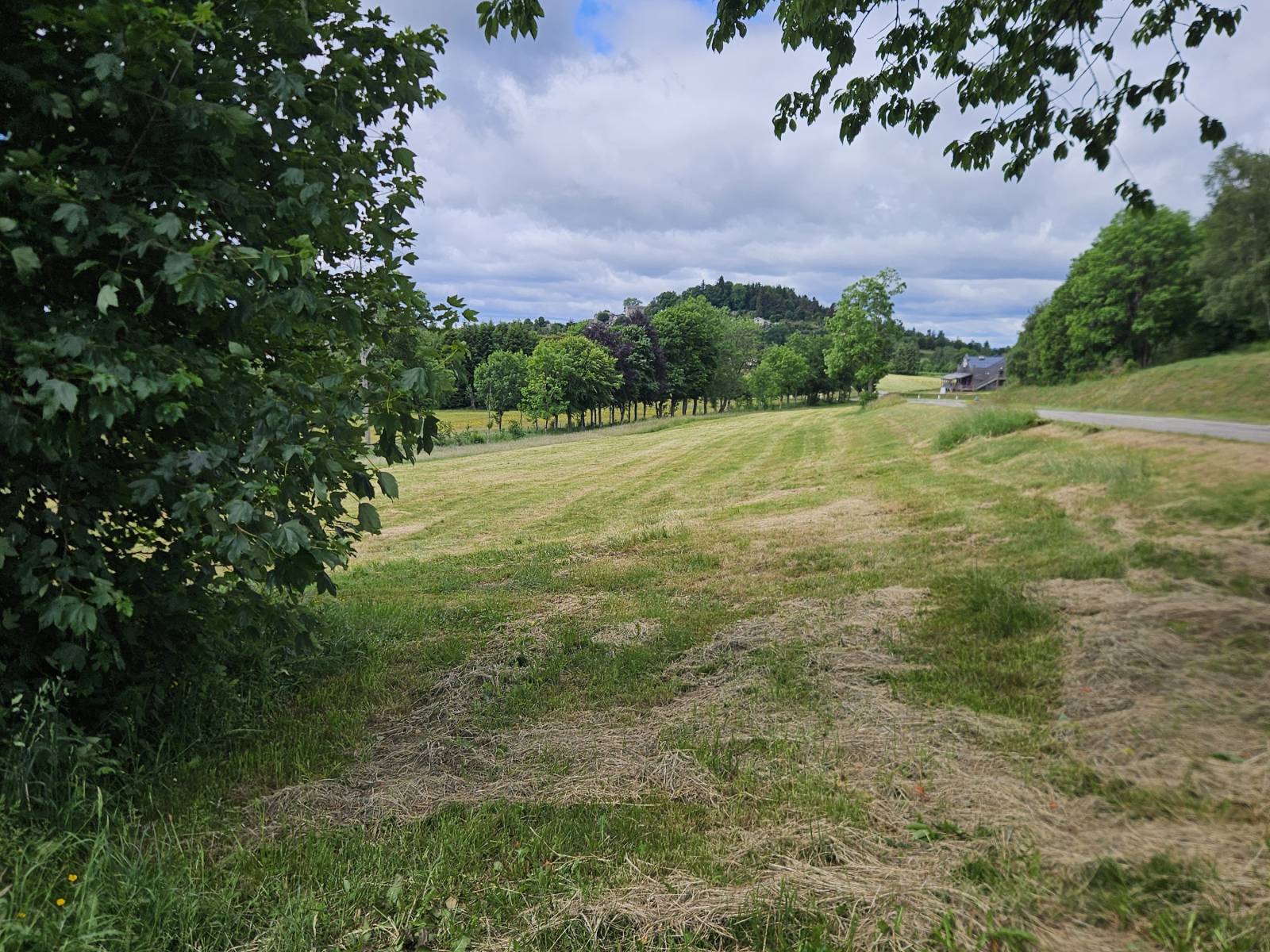 Superbe ferme à rénover dans le village de Saint Agrève