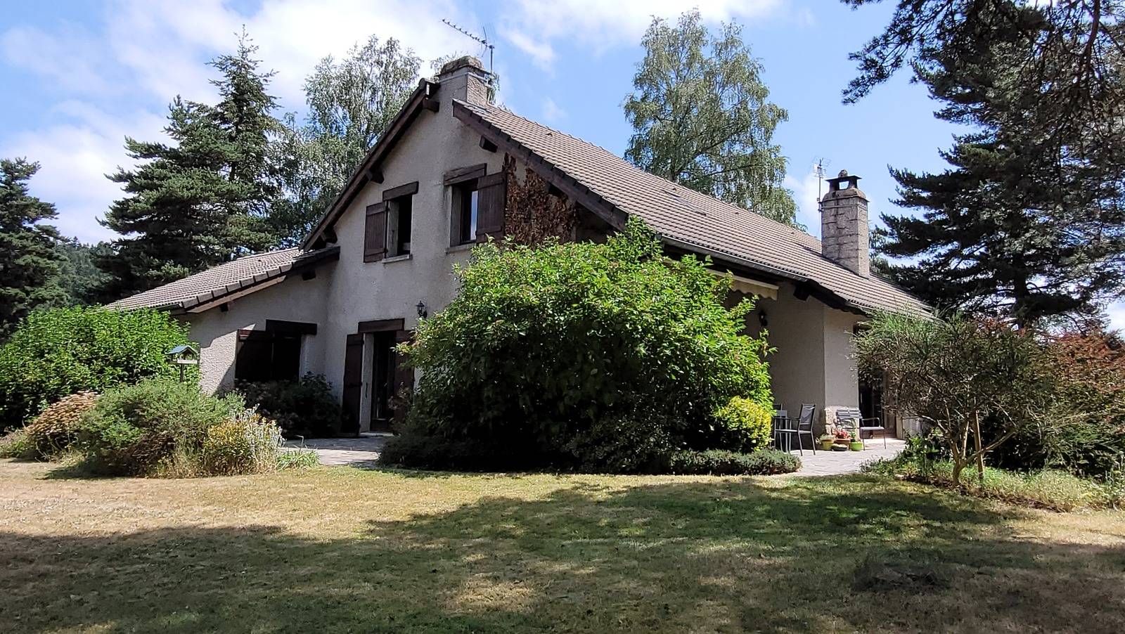 Maison T6 au Chambon sur Lignon