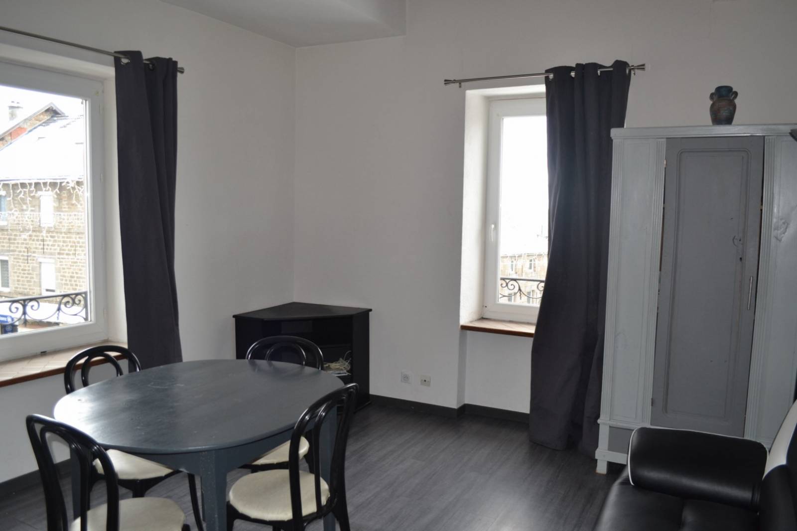 Petit duplex meublé au centre du Chambon sur Lignon