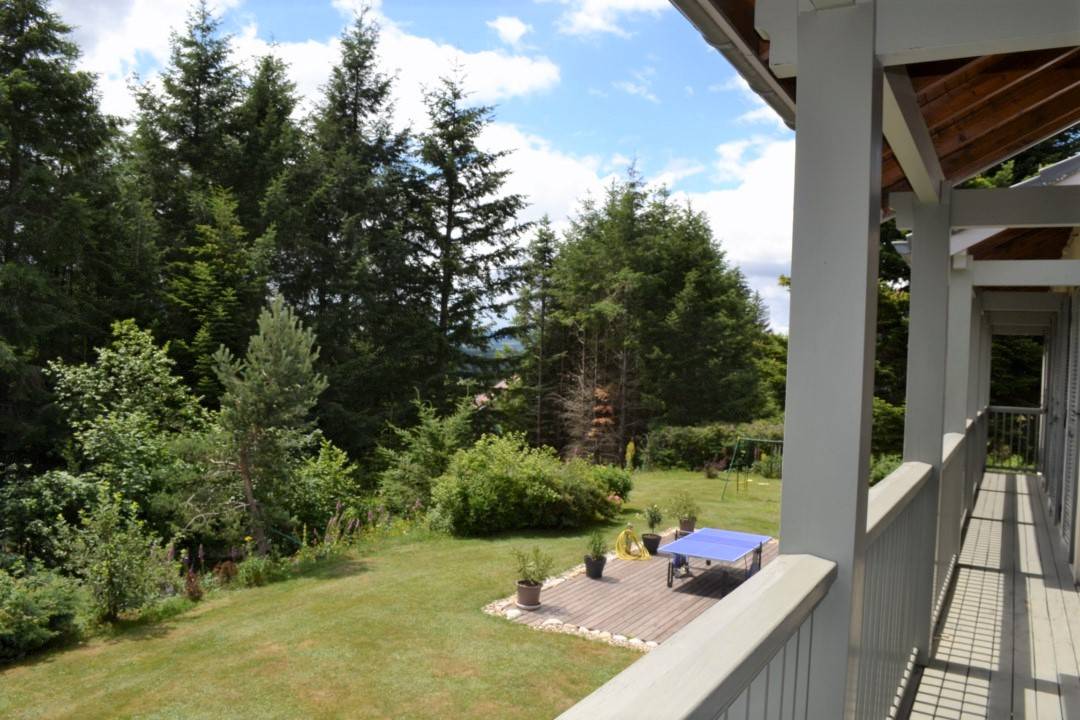 Grande et spacieuse villa. Belle qualité de construction.