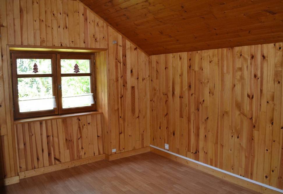 Grande maison à louer proche du Chambon sur Lignon